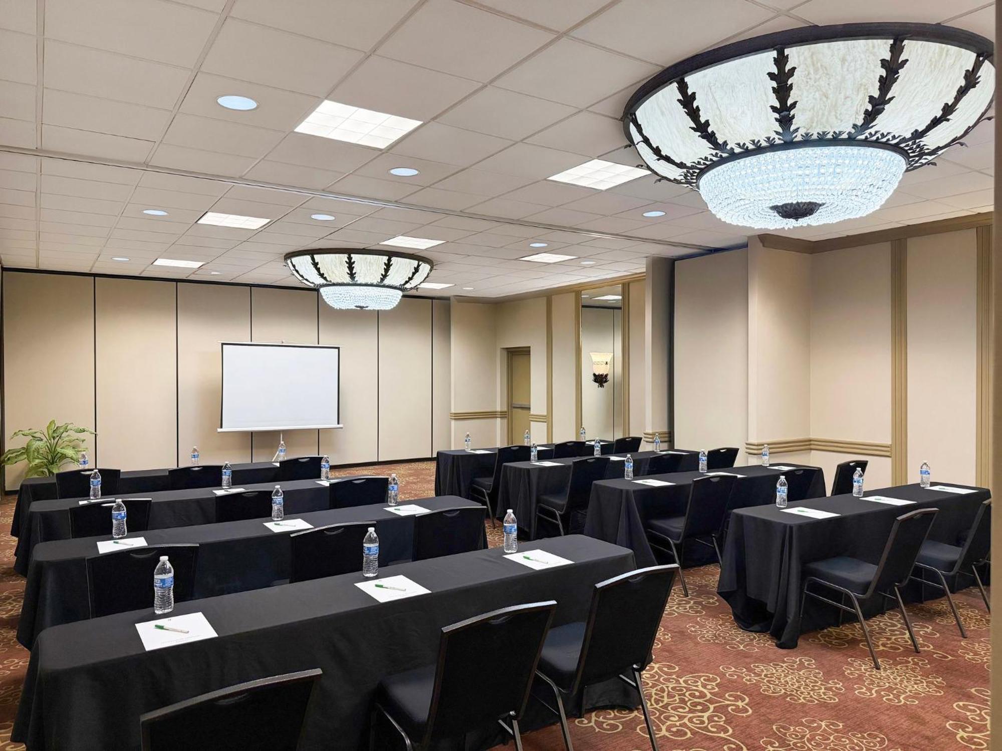 South Plainfield-piscataway By Ihg Hotel South Plainfield