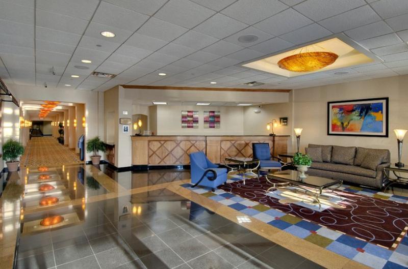 South Plainfield-piscataway By Ihg Hotel